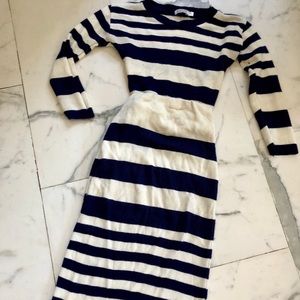 Two piece knit skirt set.